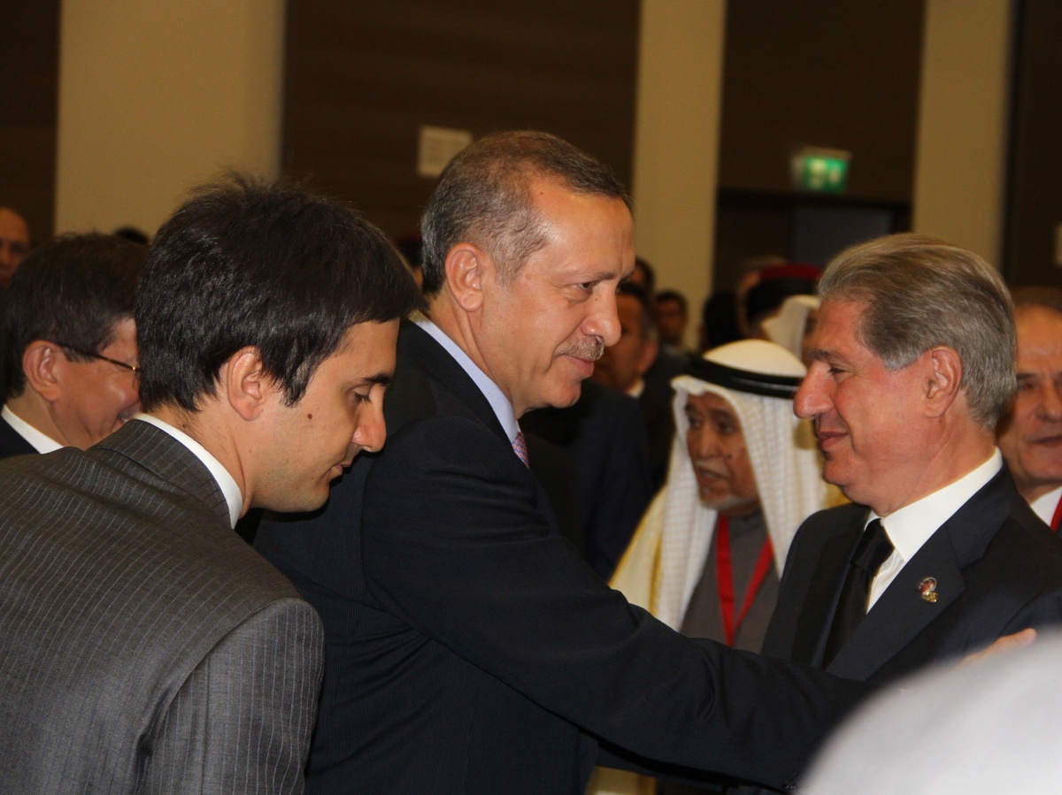 Başbakan Erdoğan\'a, İsa Bey İshakoviç Ödülü Verildi 1 "Erdoğan, Bosna Hersek\'te Aliye...