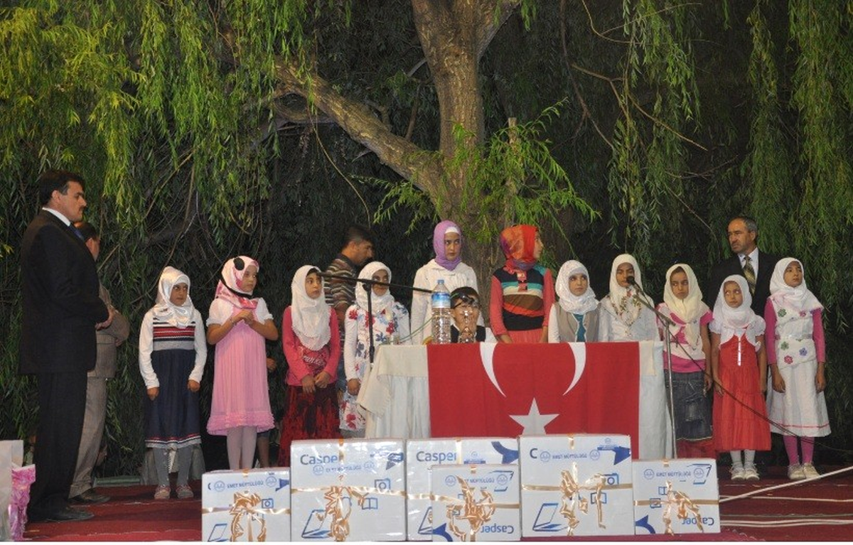 Emet\'te "Haydi Çocuklar Namaza" Kampanyası