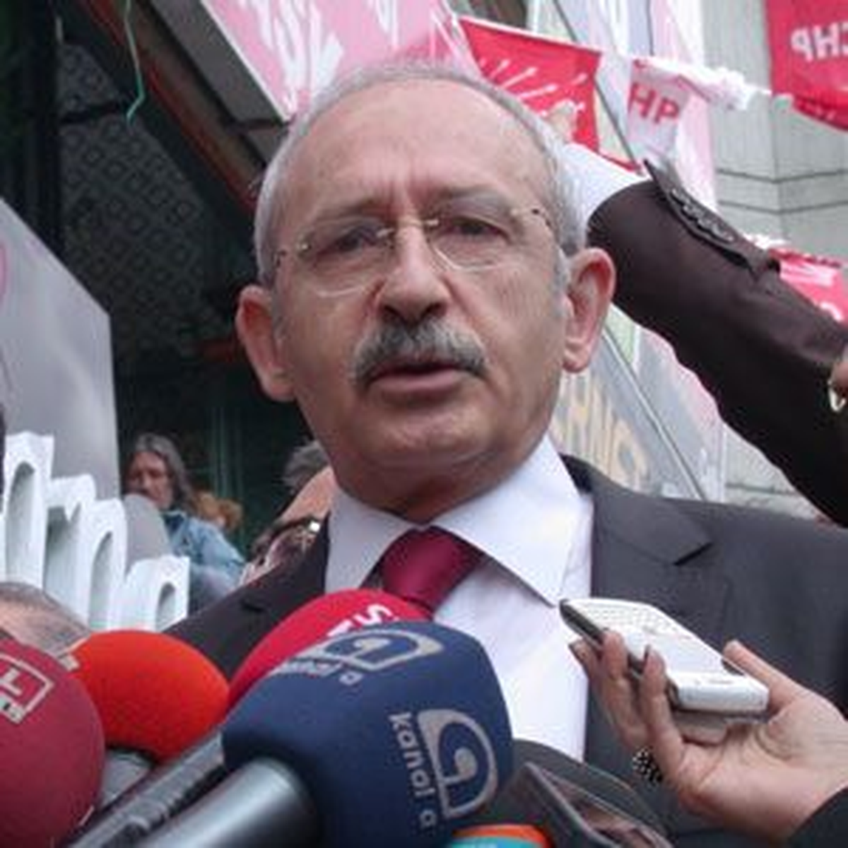 Kılıçdaroğlu, Emniyet Genel Müdürü Kılıçlar\'a Başsağlığı Diledi