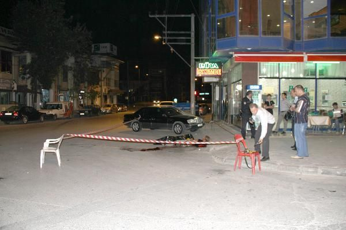Orhangazi\'de Bıçaklı Kavga: 1 Ölü