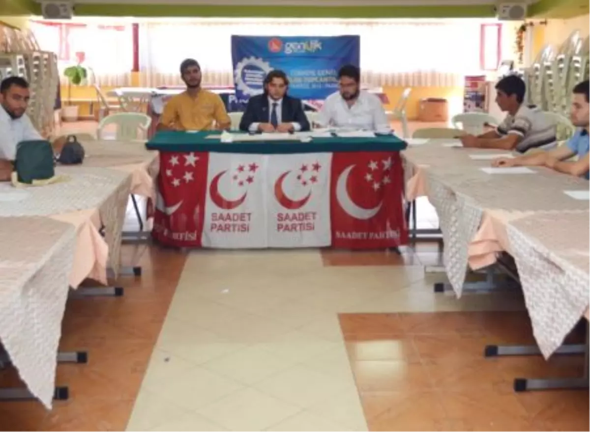Saadet Partisi'nden İnançlı ve Dinamik Nesil Seferberliği