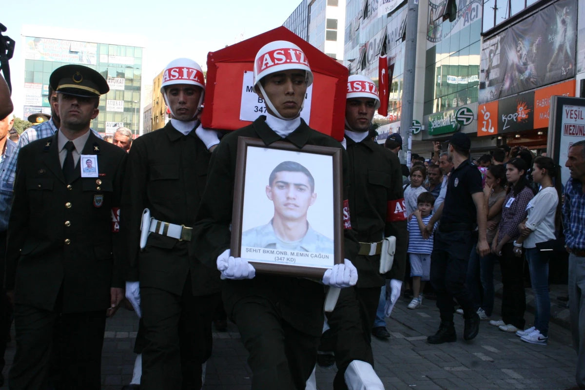 Şehit Onbaşı Çağun Iğdır\'da Son Yolculuğuna Uğurlandı