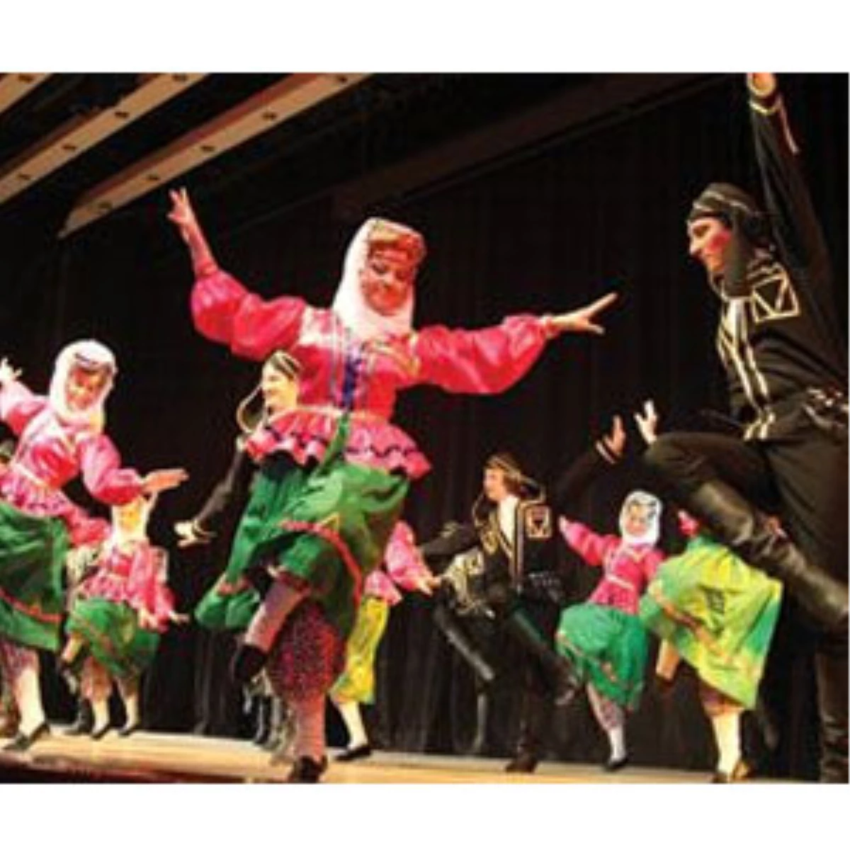 Side Serbest Kullanım Türk Motifli Dans Side Festivali\'nde Uluslararası Seyirciyle Buluştu!