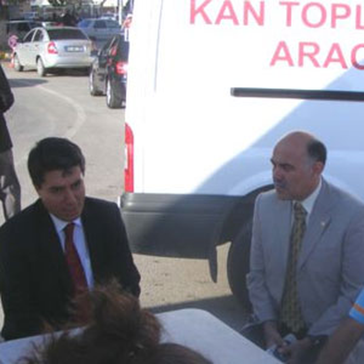 Sinop Valisi Cengiz, Türk Kızılayı Kan Bağışı Aracını Ziyaret Etti