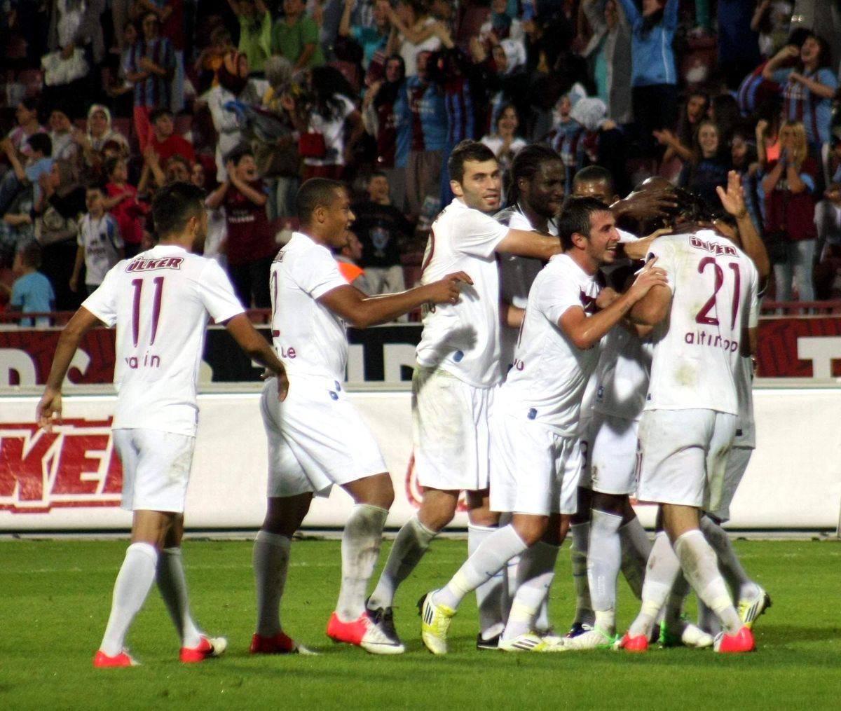 Trabzonspor Moral Buldu