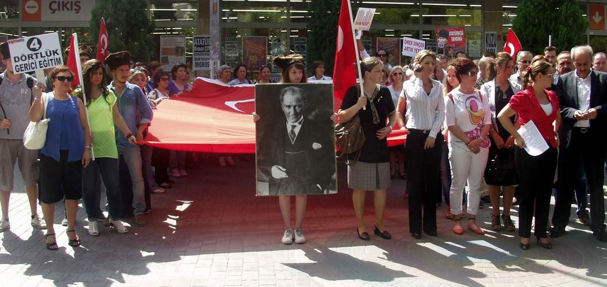 4+4+4 Eğitim Sistemine Tepki Eylemi Yapıldı
