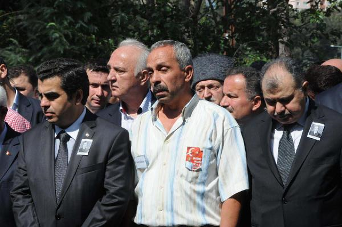 Afyon Şehidi Uzman Çavuş\'u Ordu\'da 10 Bin Kişi Uğurladı