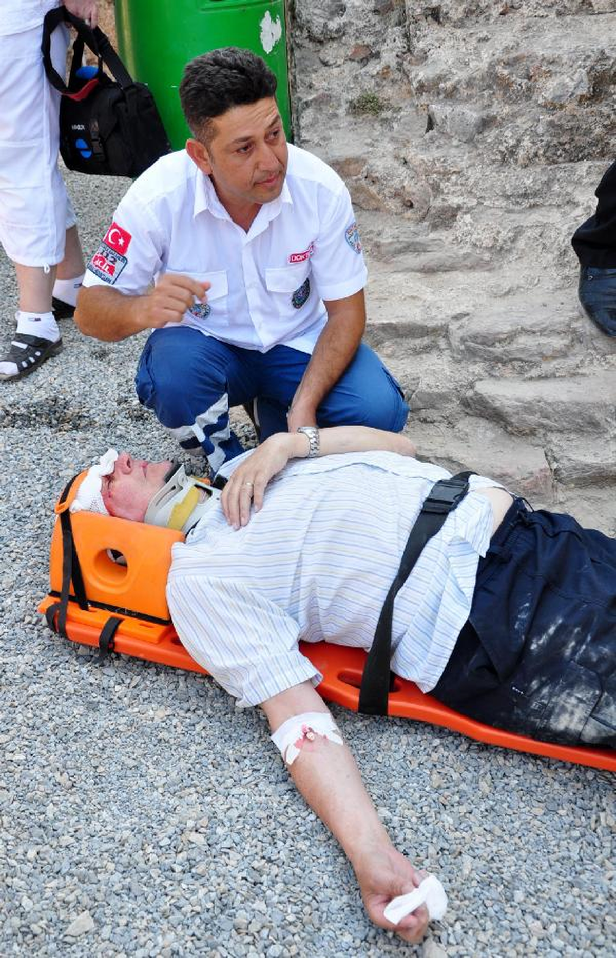 Alanya Kalesi\'nde Duvardan Düşen Turist Yaralandı