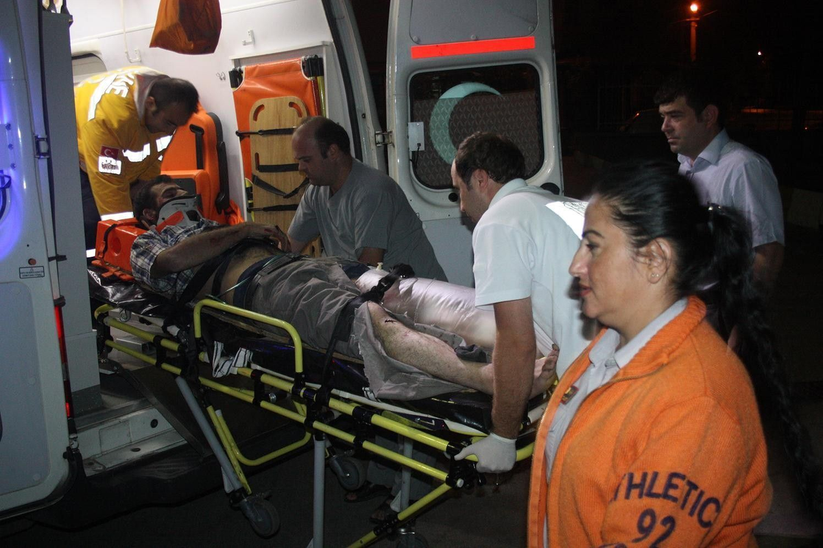 İki Ayrı Trafik Kazası: 8 Yaralı