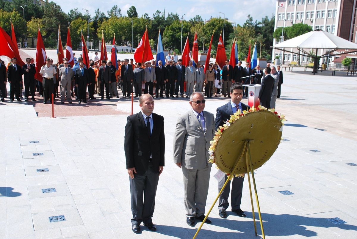 Bafra\'da İlköğretim Haftası Kutlaması
