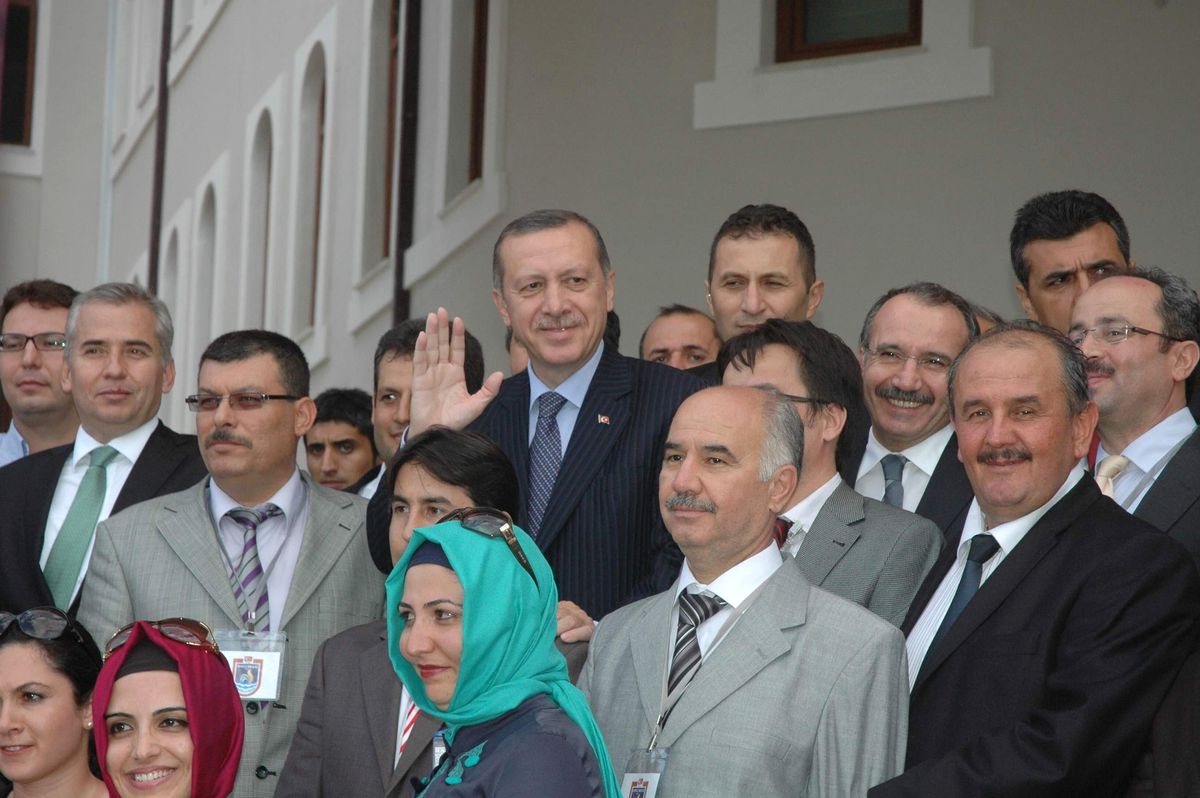 Başbakan Erdoğan\'dan Adaşı Minik Behçet Tayyip\'e Altın
