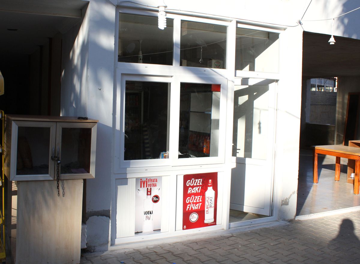Çuvallı Hırsızlar Kaçamadı