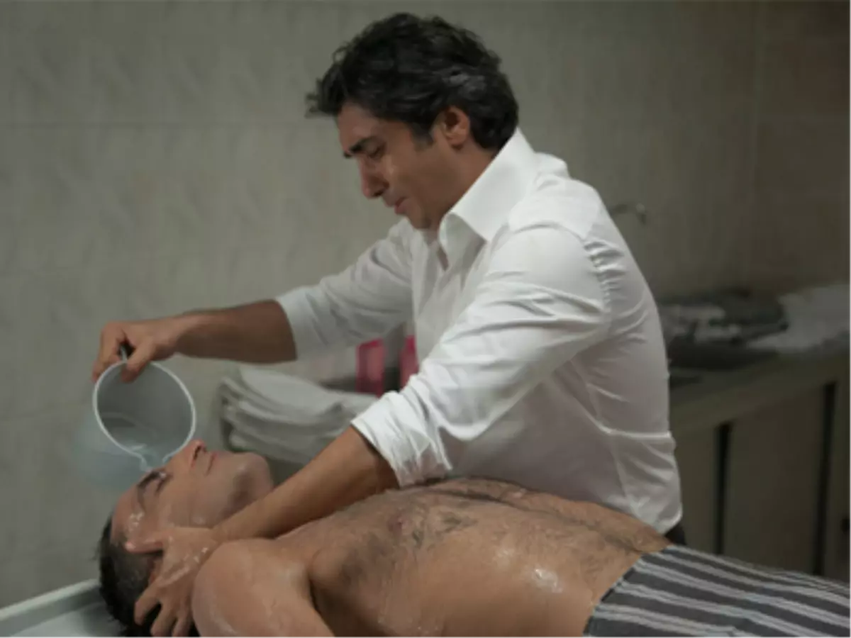 Dizi oyuncusuna \'terörist\' dayağı