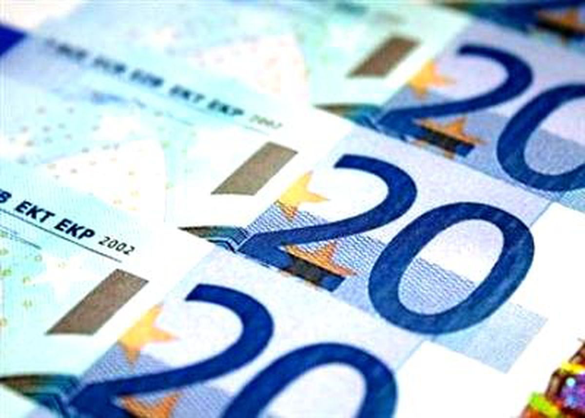 ECB\'nin Tahvil Alımını Engelleyebilir