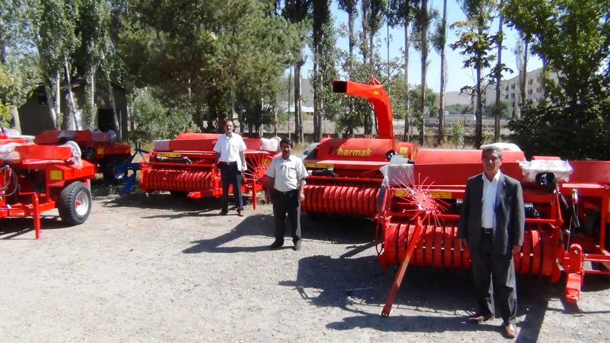 Ercişli Çiftçilere Makine Desteği