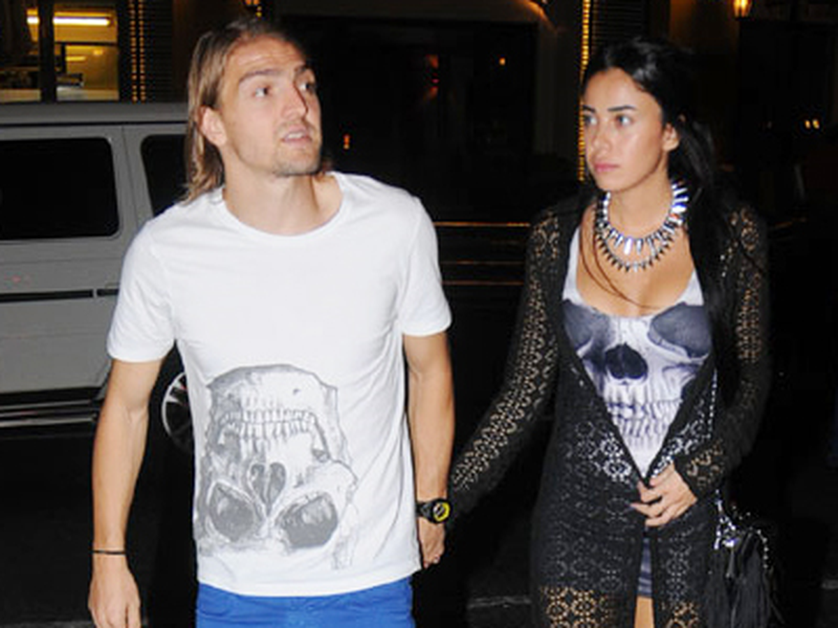 Futbolcuların İkoncan Eşleri