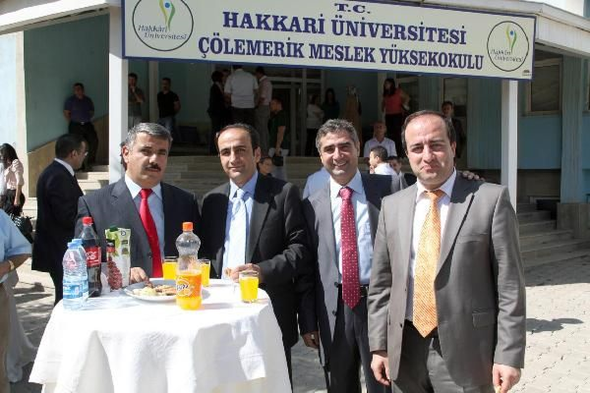 Hakkari Üniversitesi\'nde Akedemik Yıl Açılışı
