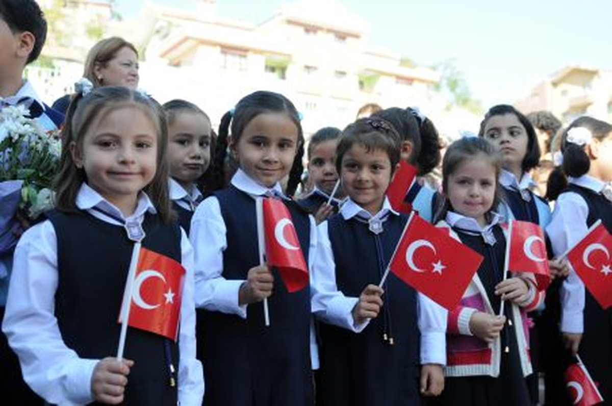 İsmail Kaya\'nın İlköğretim Haftası Mesajı