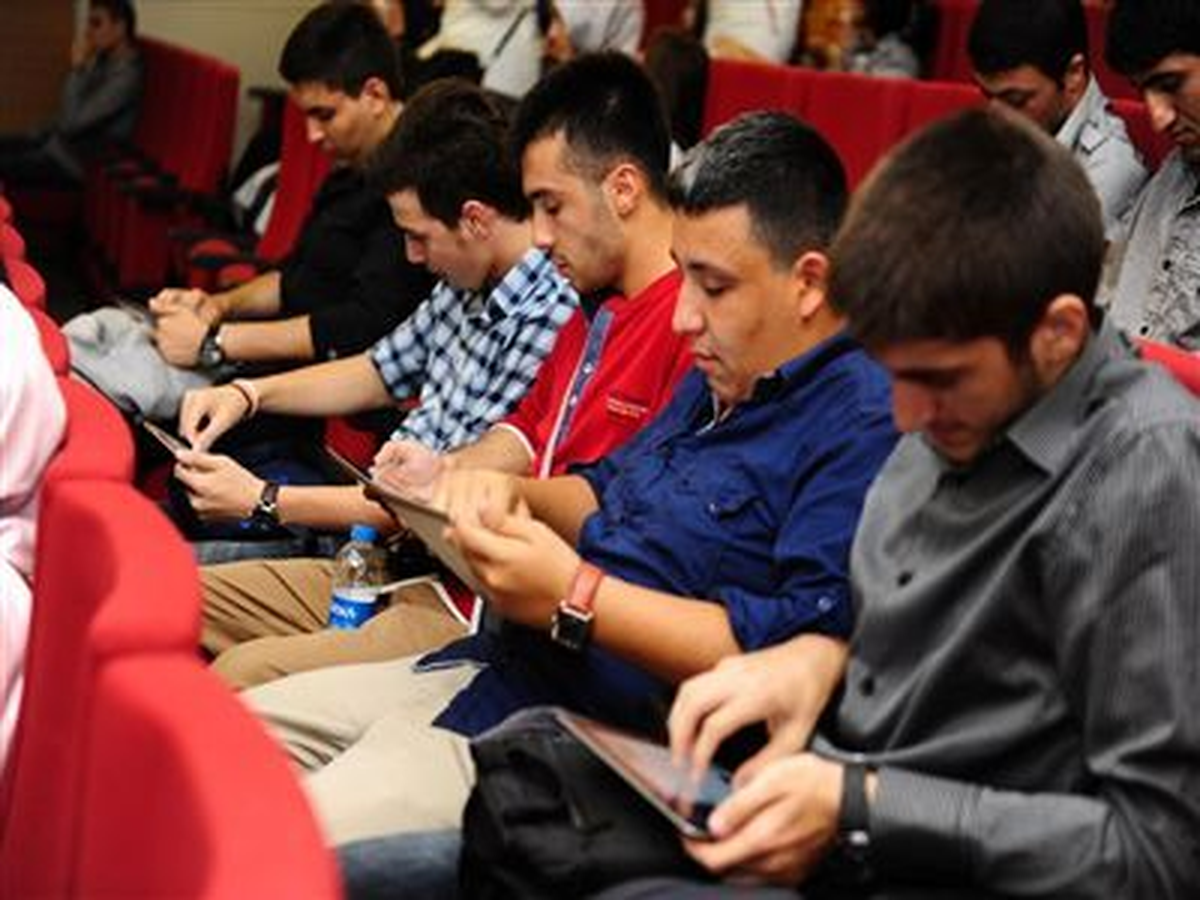 İstanbul Süleyman Şah Üniversitesi Tabletli Eğitime Geçti