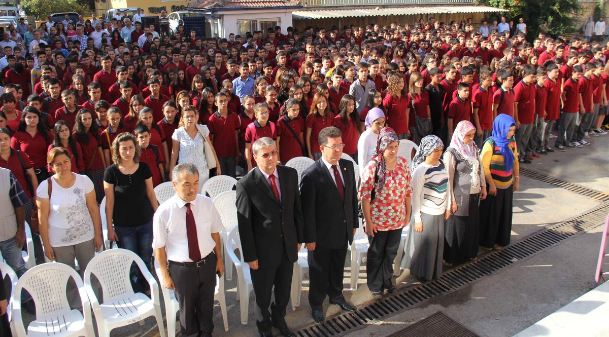 Mezun Olduğu Okulda Ders Zili Çaldı
