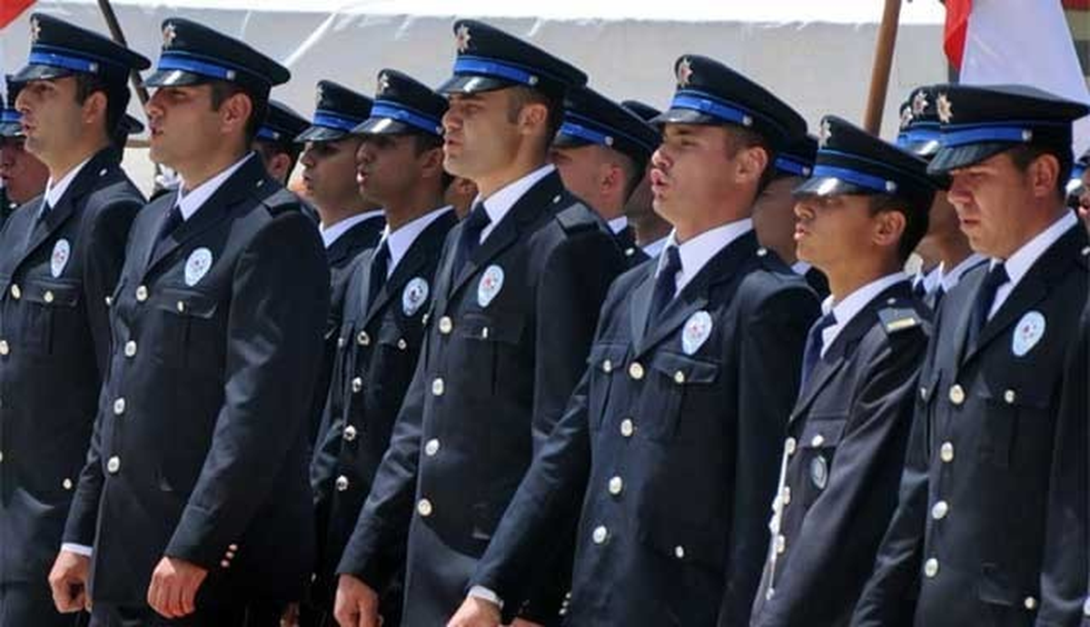 Polis Okulu Öğrencilerinden Eğitime Destek