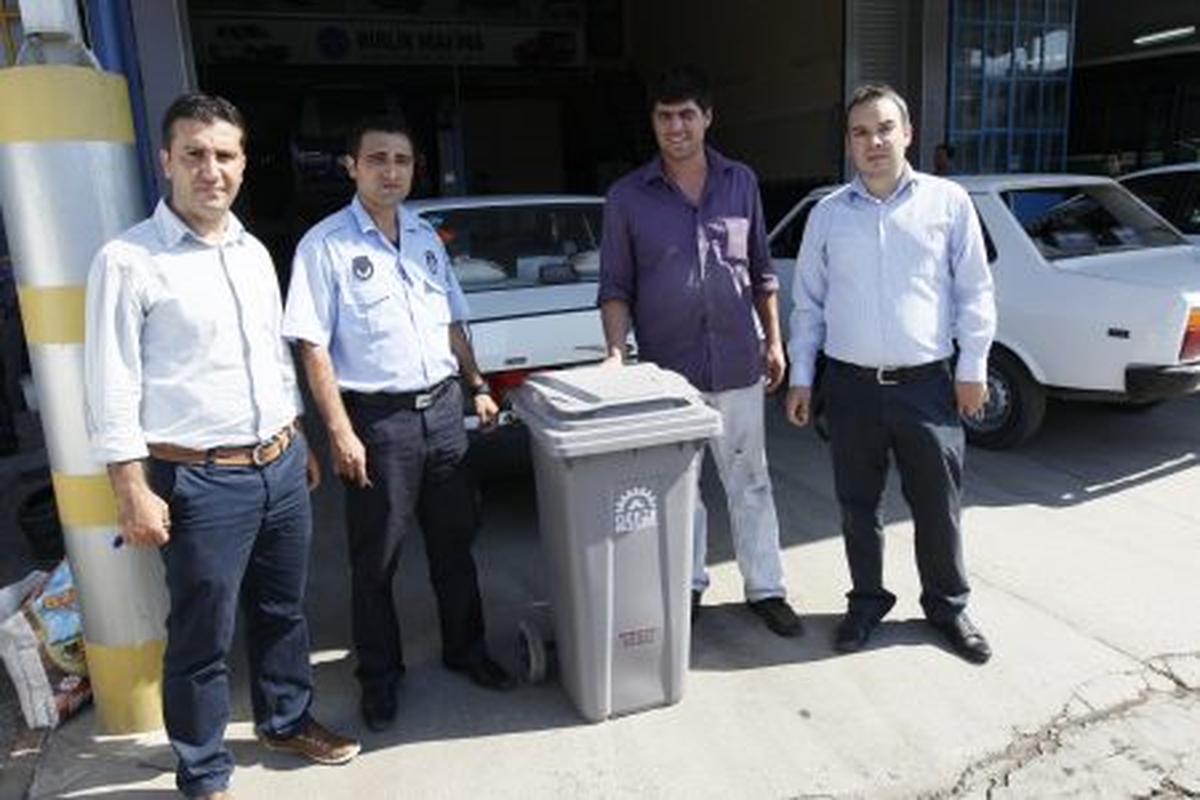 Sanayi Atıkları Kaldırılıyor
