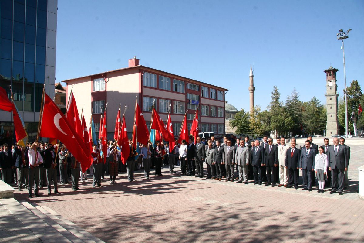 Sungurlu\'da İlköğretim Haftası Kutlandı