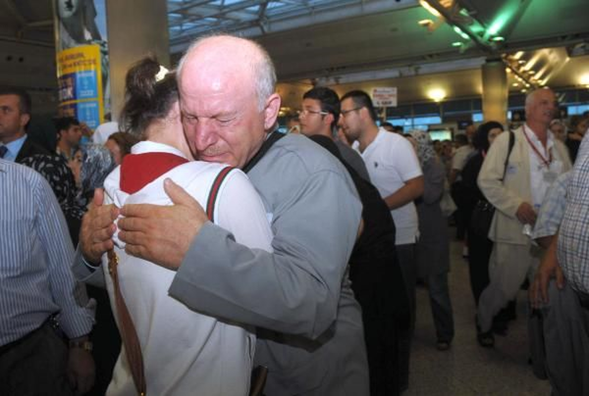 Tav, Hacıları Türkiye\'den Uğurlayıp Kutsal Topraklarda Karşılıyor