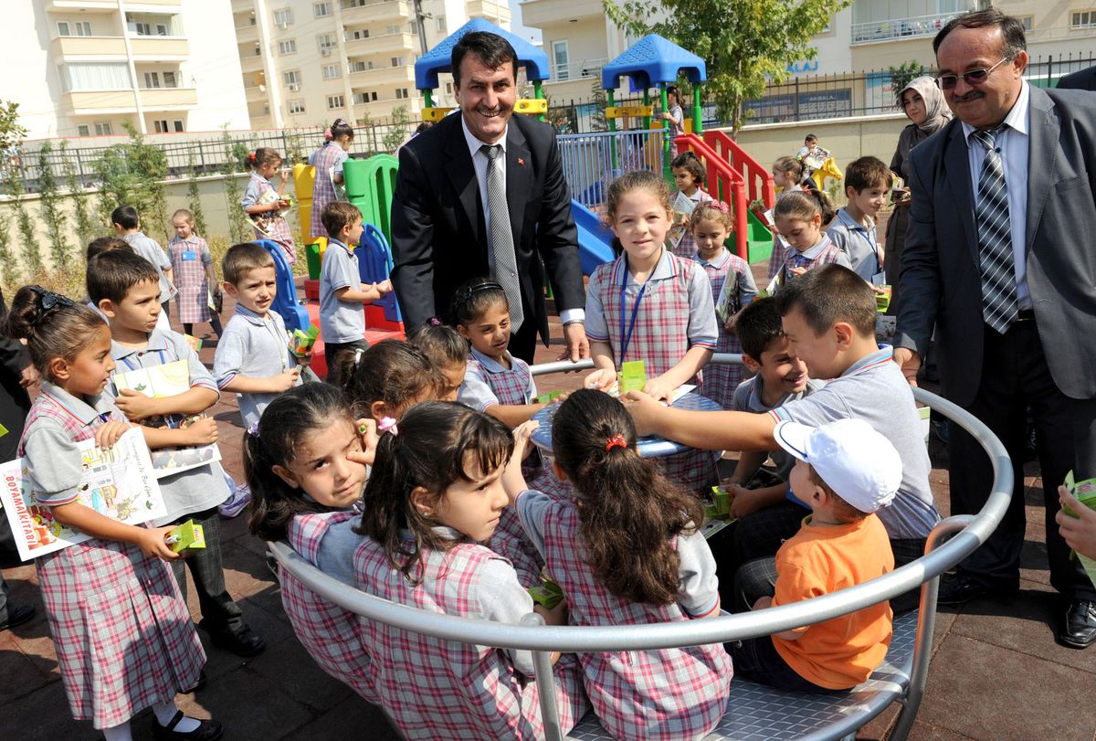 Topaç Oyununun İlk Dersi Başkandan