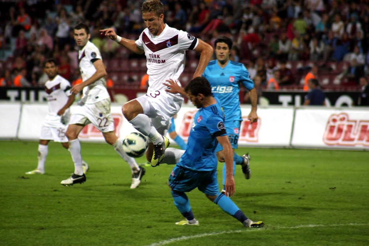 Trabzonspor\'da Kadro Değişimi