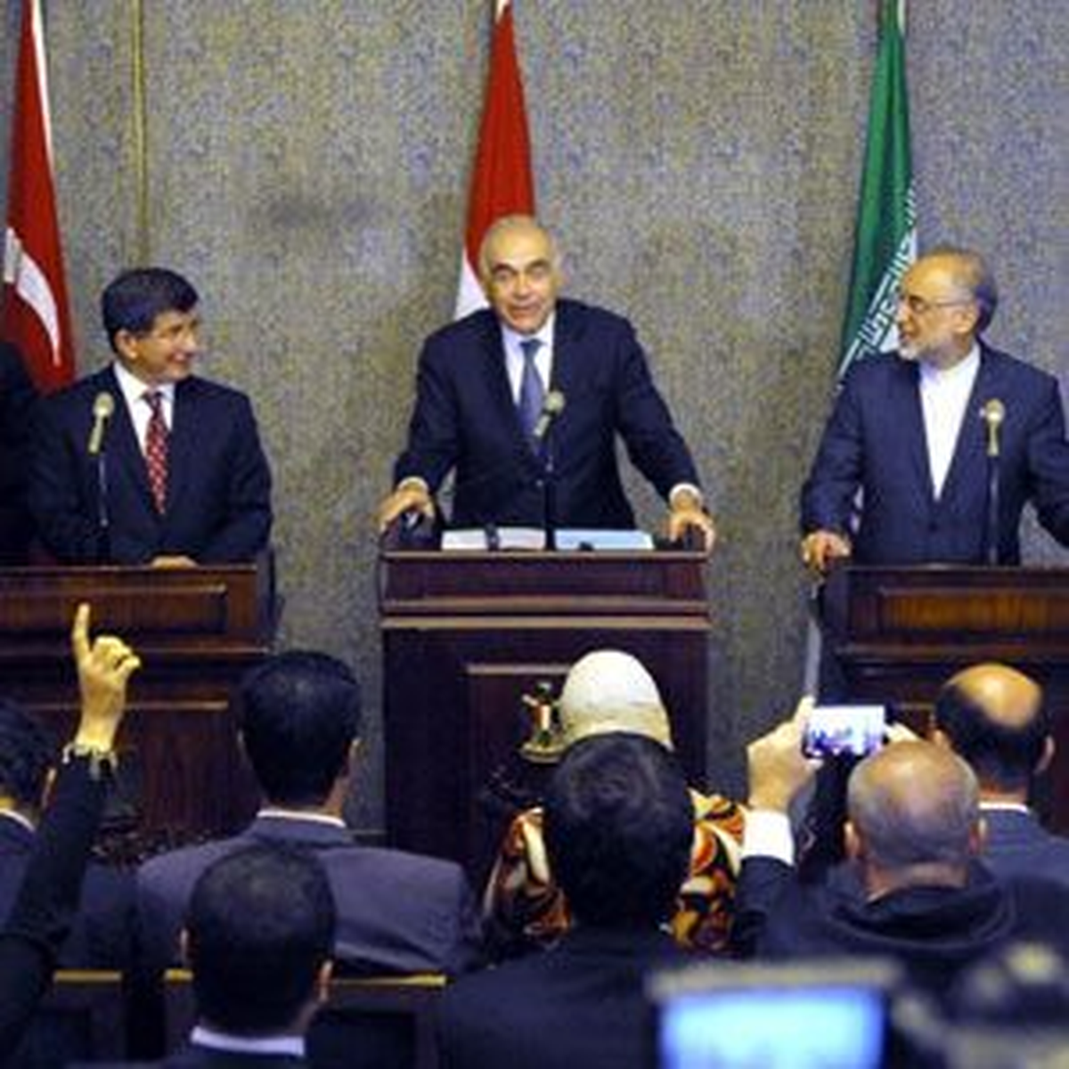 Türkiye, Mısır, Suudi Arabistan ve İran\'ın Katılacağı "Dörtlü Suriye Toplantısı" İçin Kahire\'de...