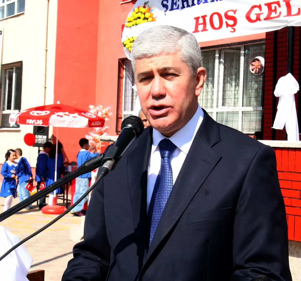 Vali Mehmet Ufuk Erden\'in İlköğretim Haftası Mesajı