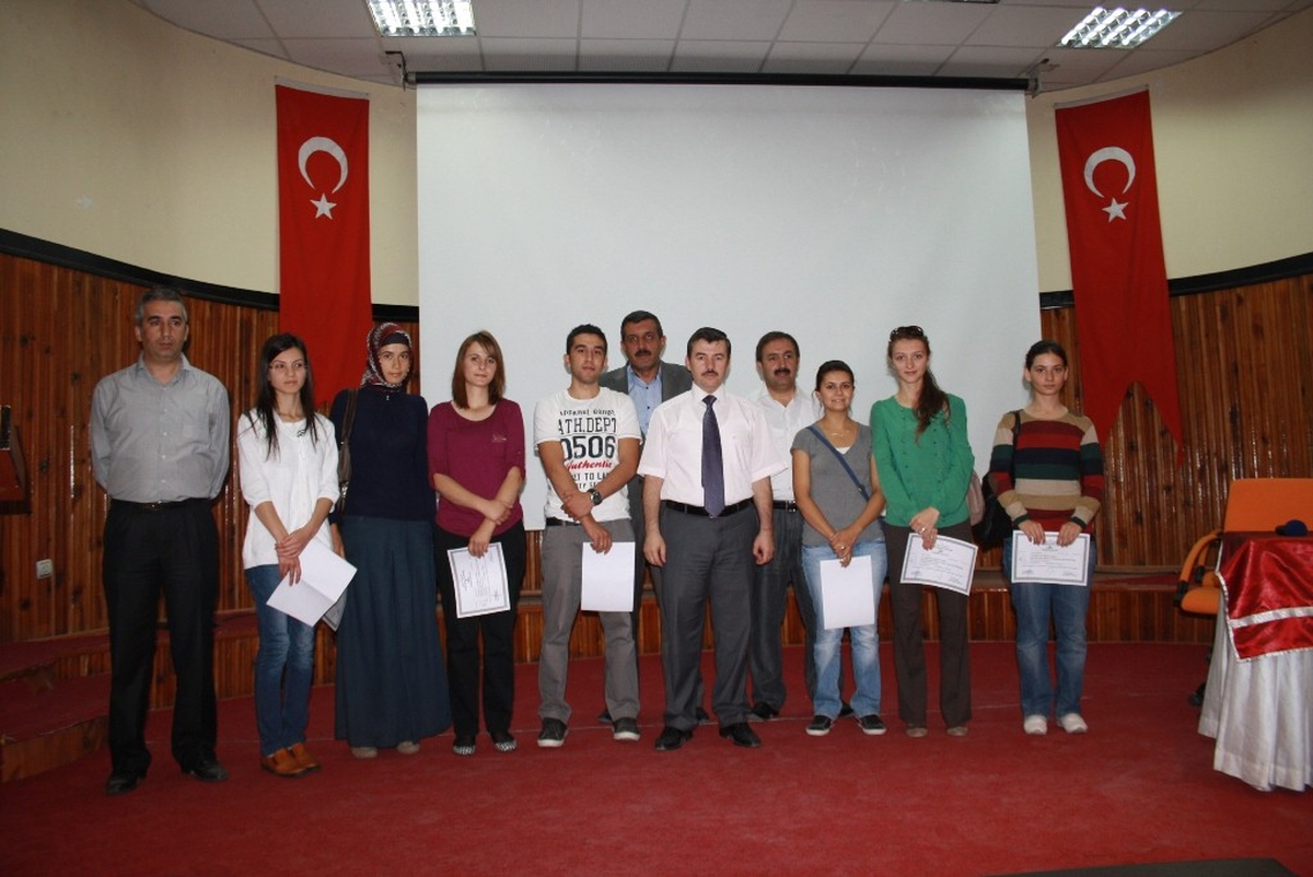 Yeni Atanan Öğretmenlere Sertifika