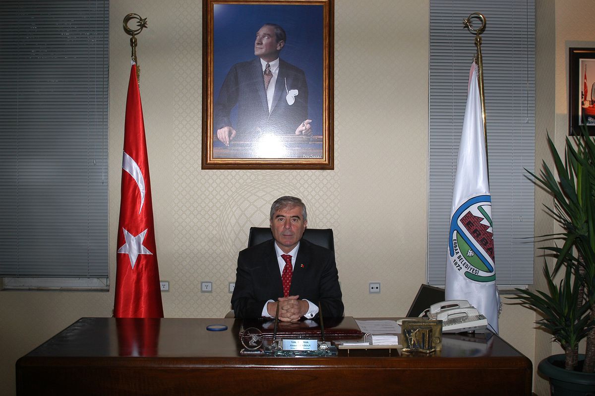 Yenihan: Terör Herkesi Hedef Alıyor