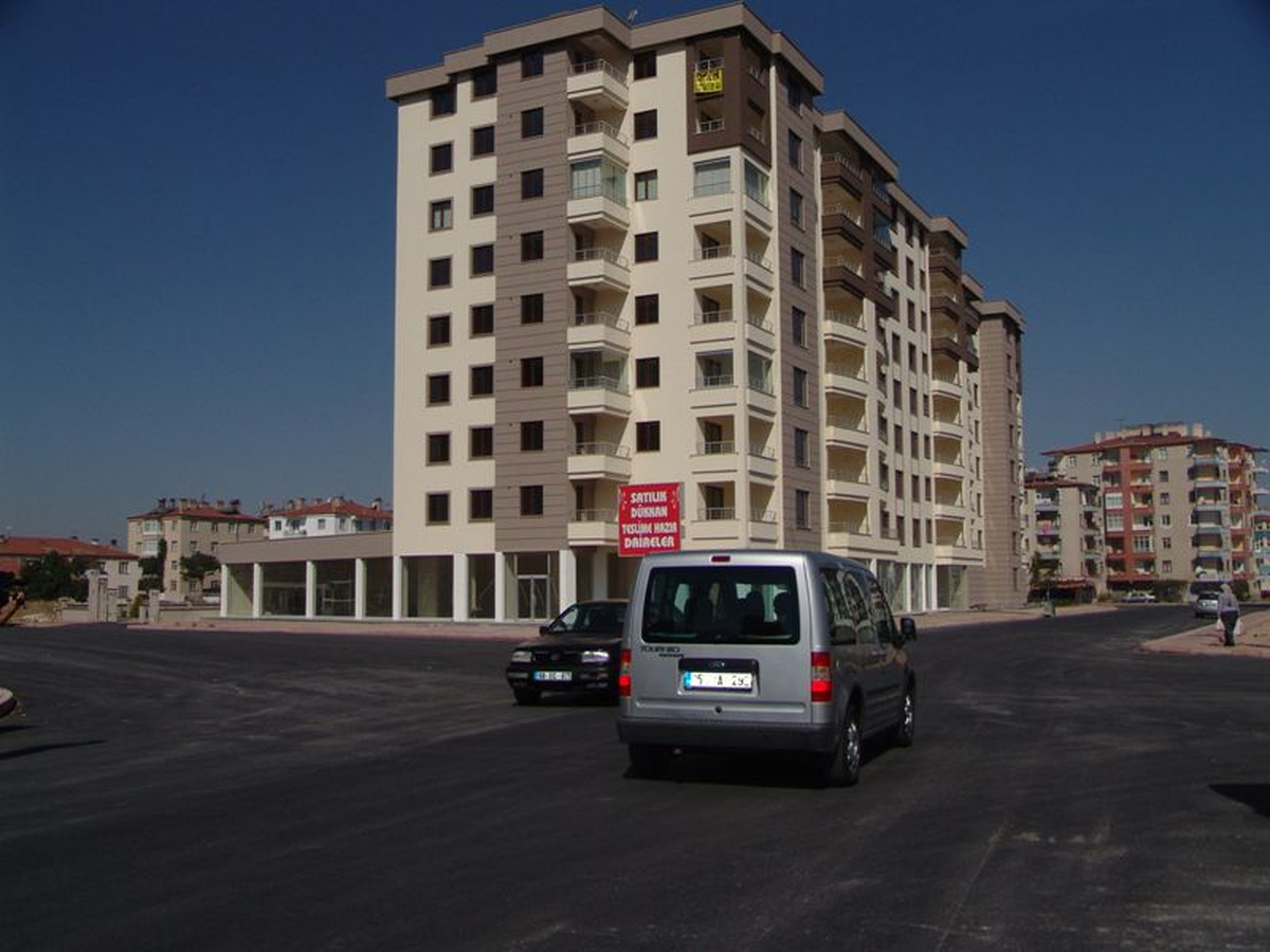 Yıldızevler Mahallesi\'ndeki İmar Hareketleri Nüfusu Artırdı