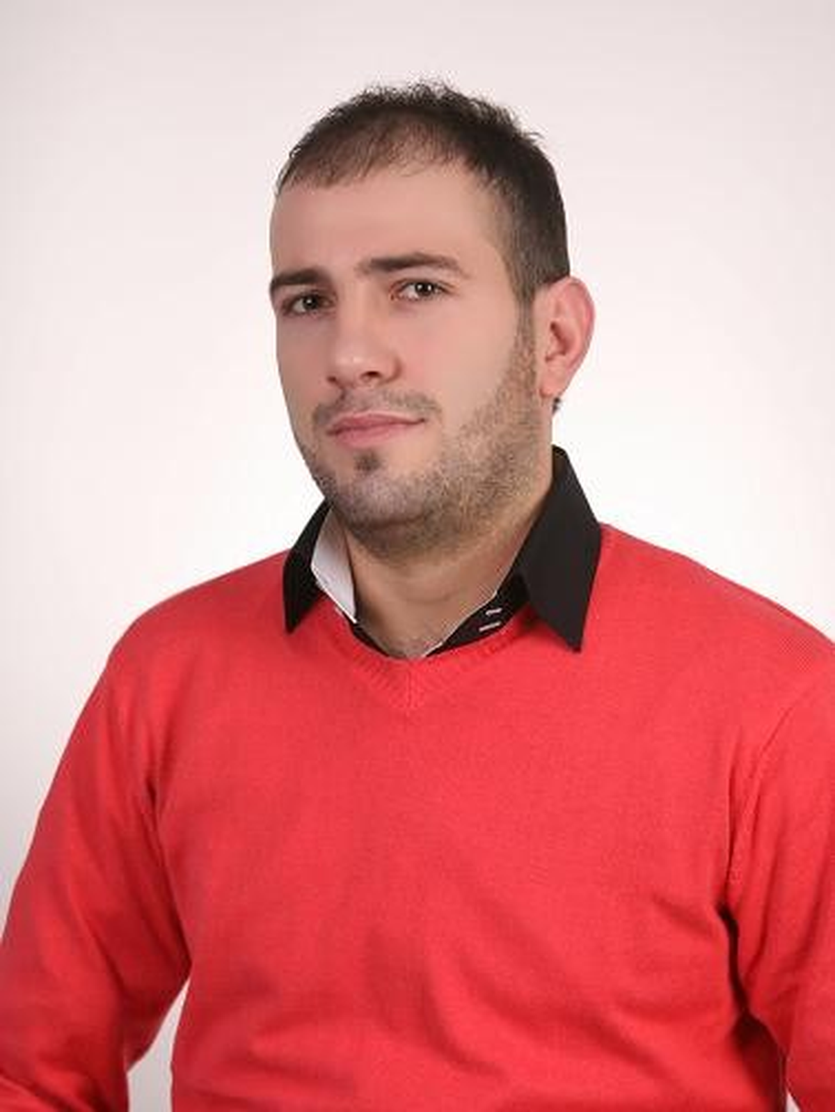 25 Yaşındaki Genç, Evinde Ölü Olarak Bulundu