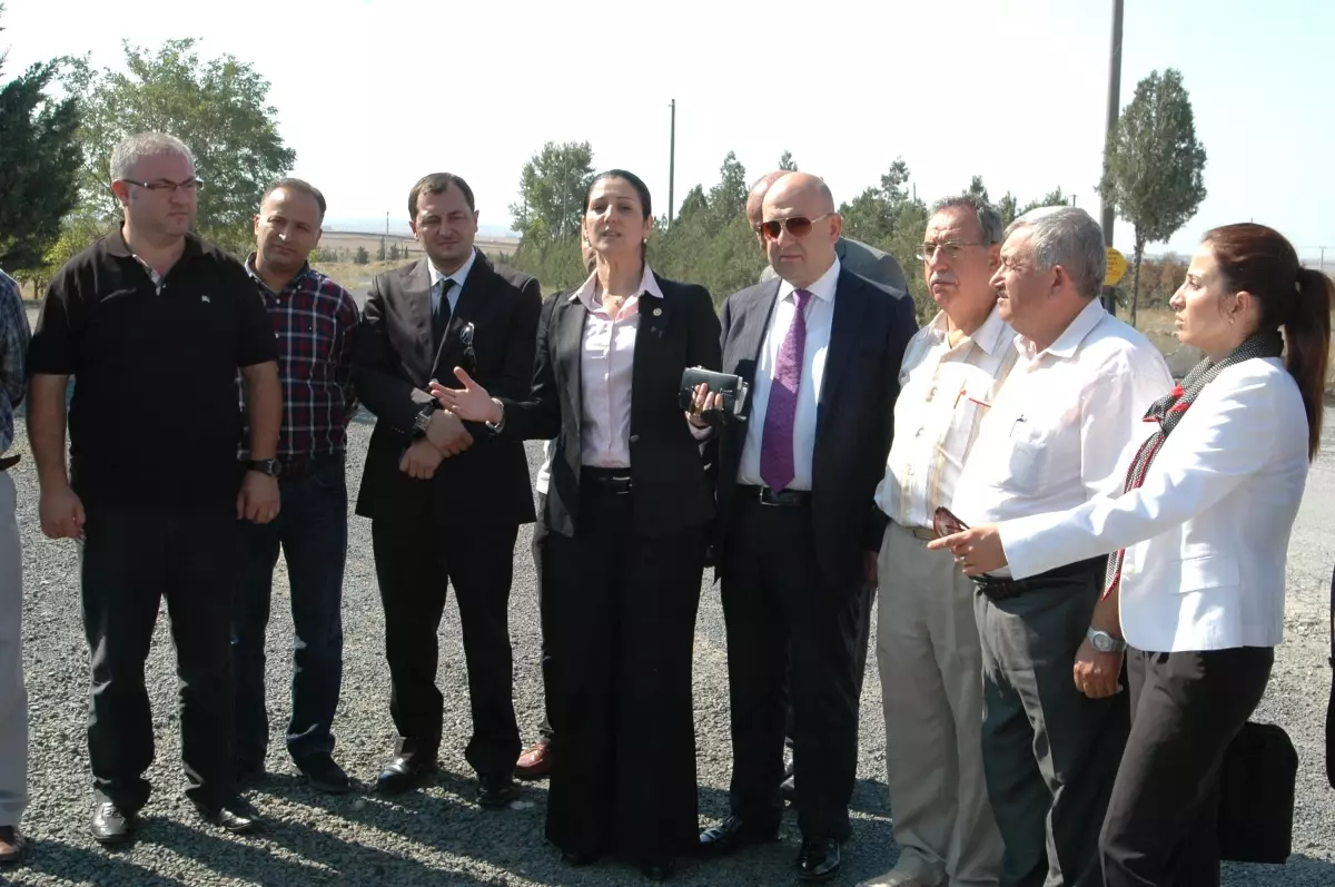 AK Parti\'li Özlem Yemişçi\'den Çorlu Ziyaretleri