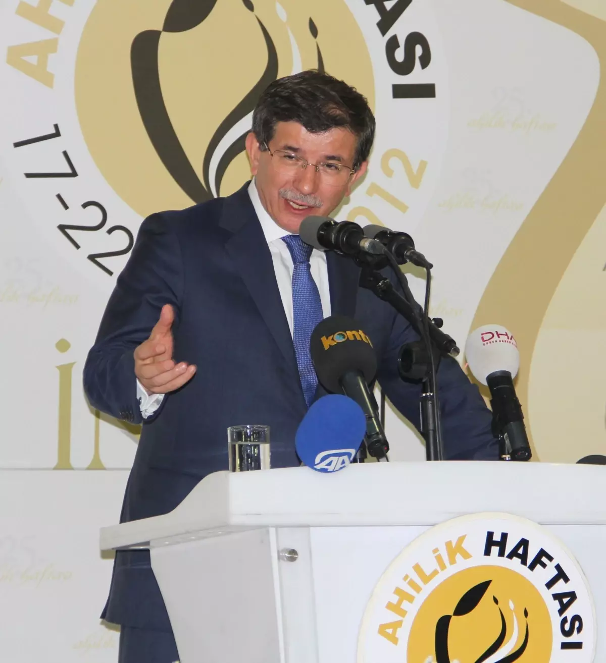 Dışişleri Bakanı Davutoğlu Kırşehir\'de