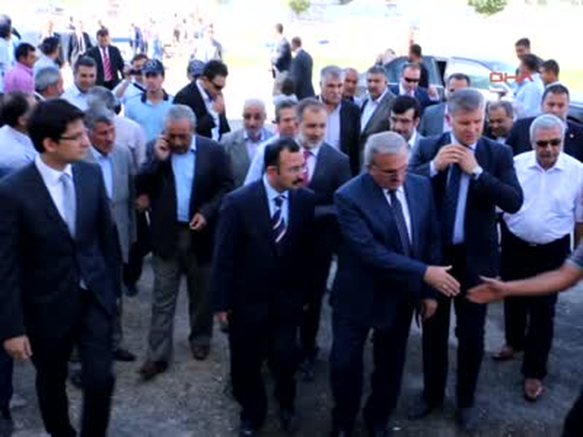 Erciş\'te Depremzedeler İçin Yapılan 928 Konut Daha Sahibini Buldu
