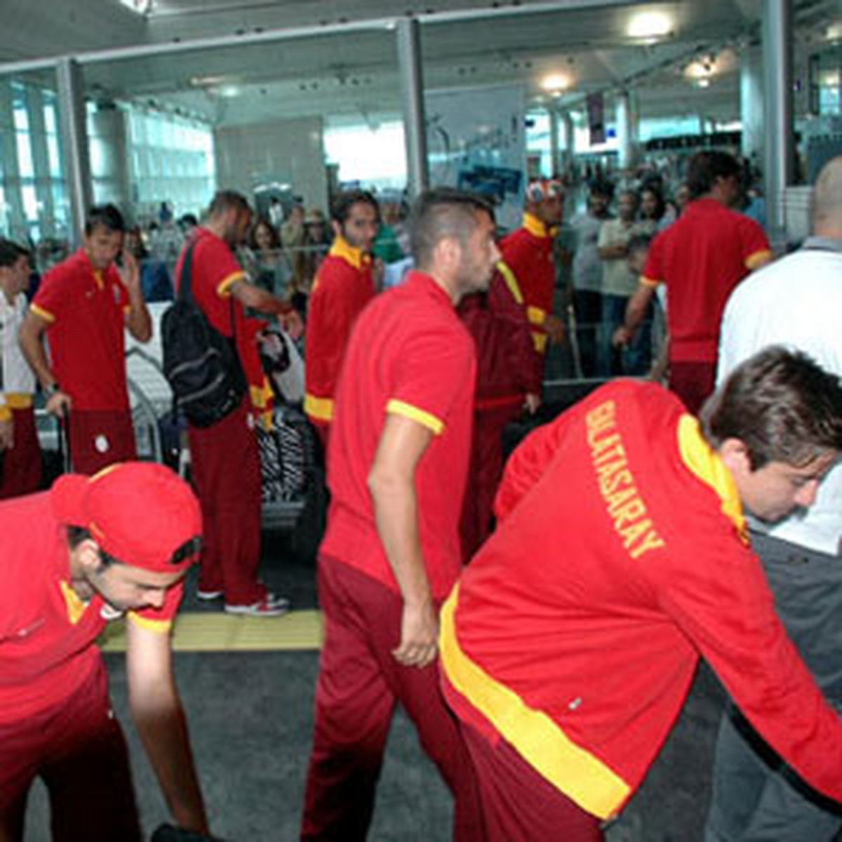 Galatasaray İngiltere\'ye Gitti