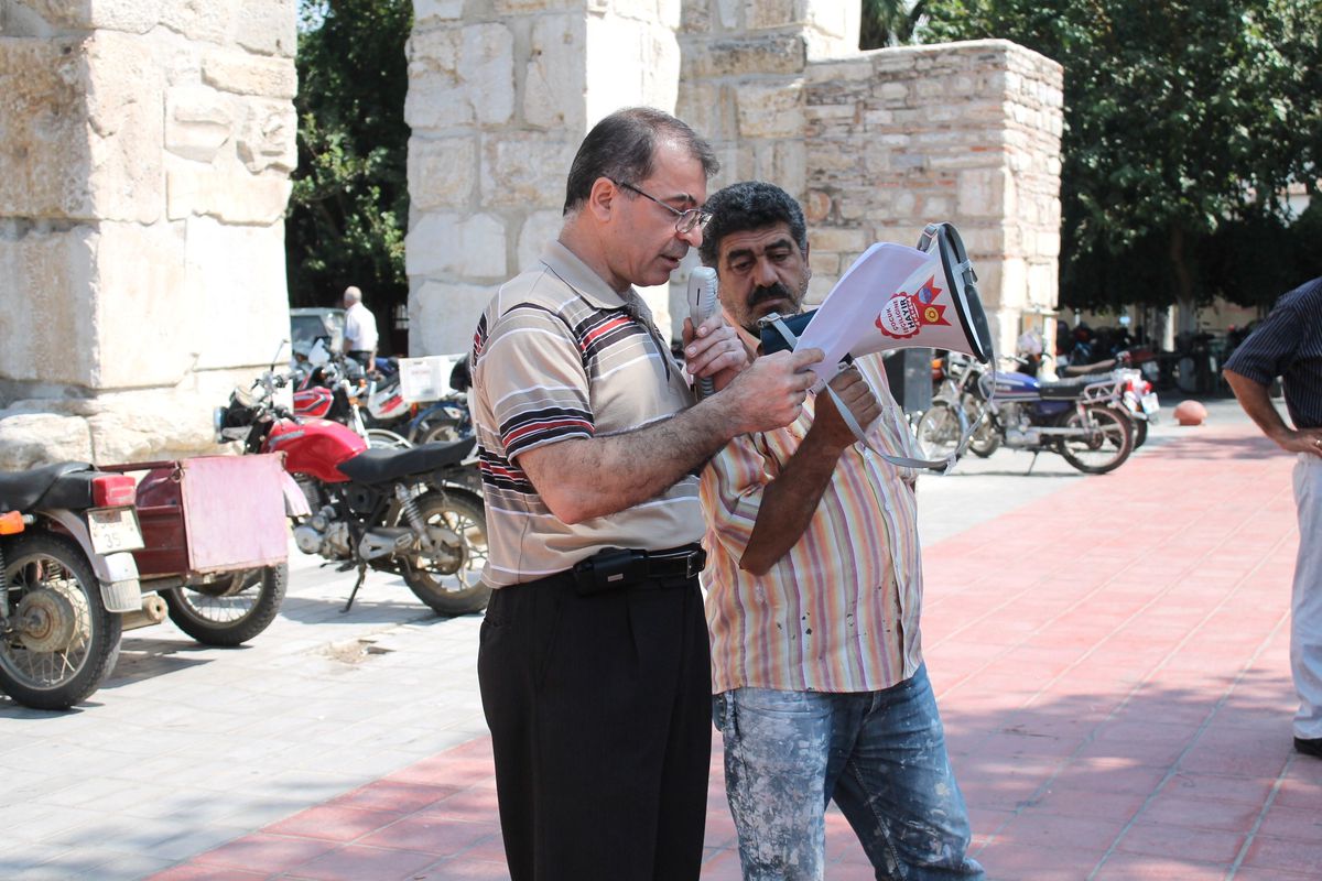 Selçuk\'taki Alevilerden 4+4+4 Tepkisi