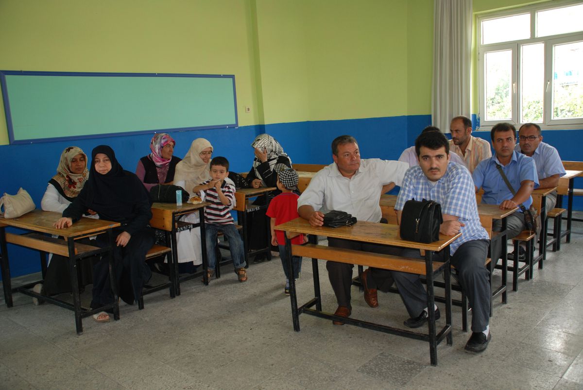 Silifke\'de İmam Hatip Ortaokulu Eğitime Sıkıntılı Başladı
