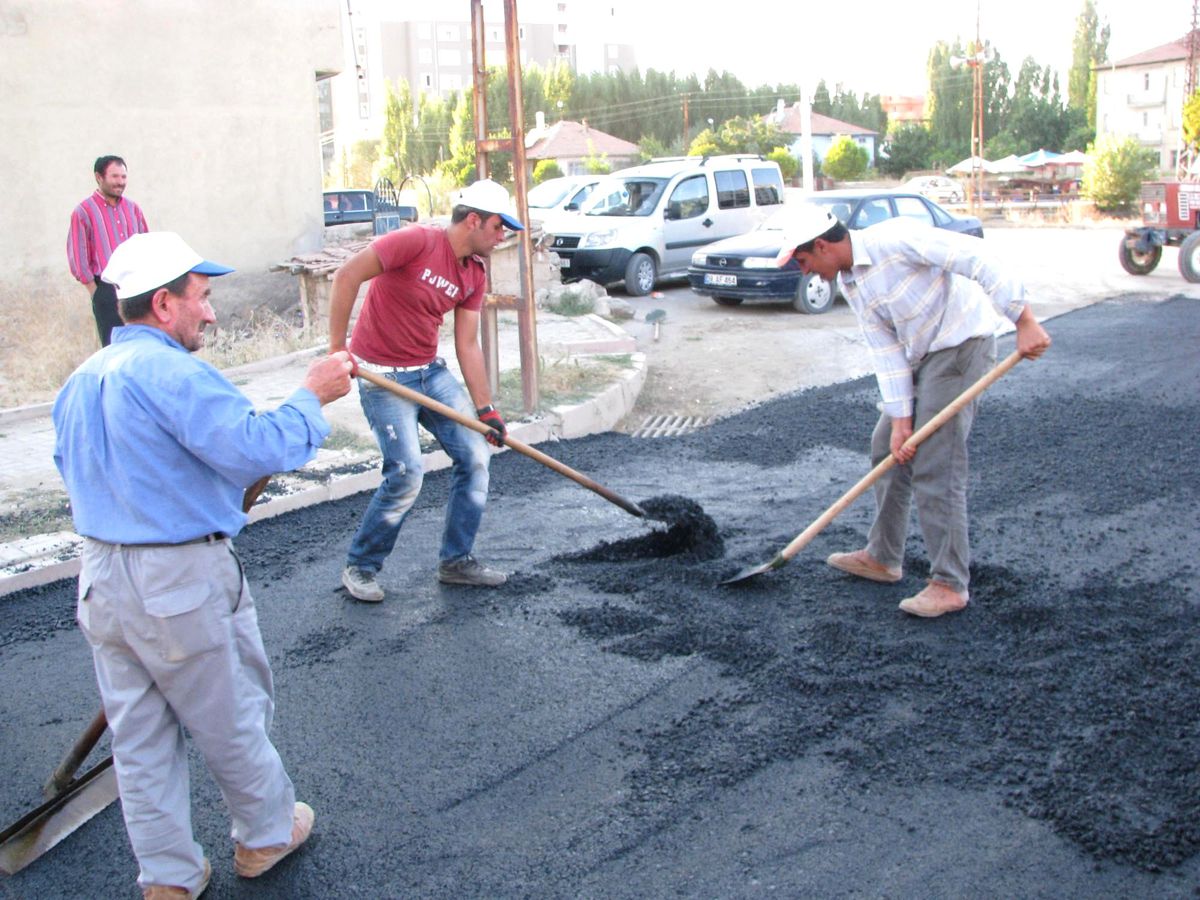 Sorgun\'da Asfalt Çalışması Başladı