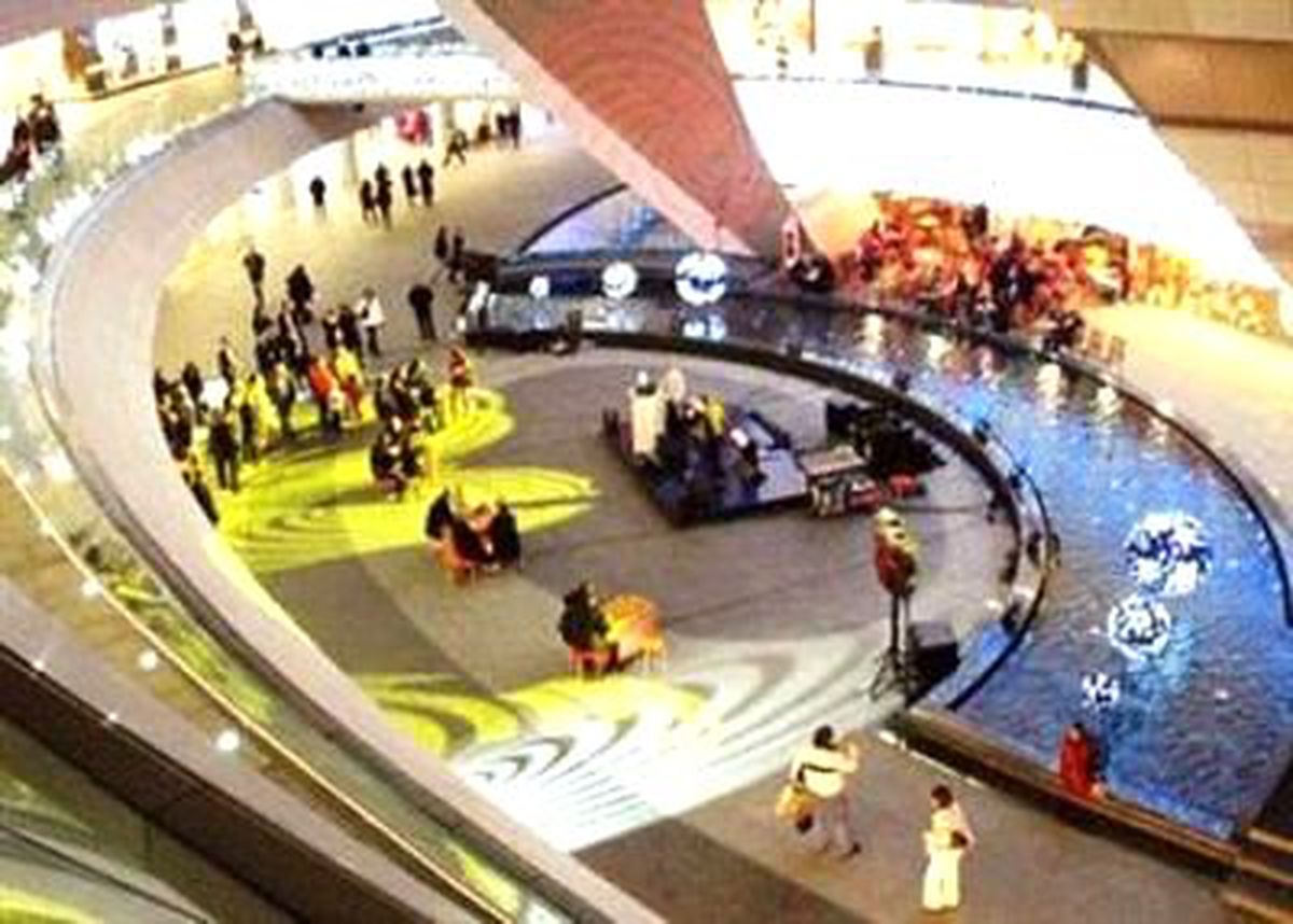 Yeni Avm\'ler Şehir Dışında Kurulacak