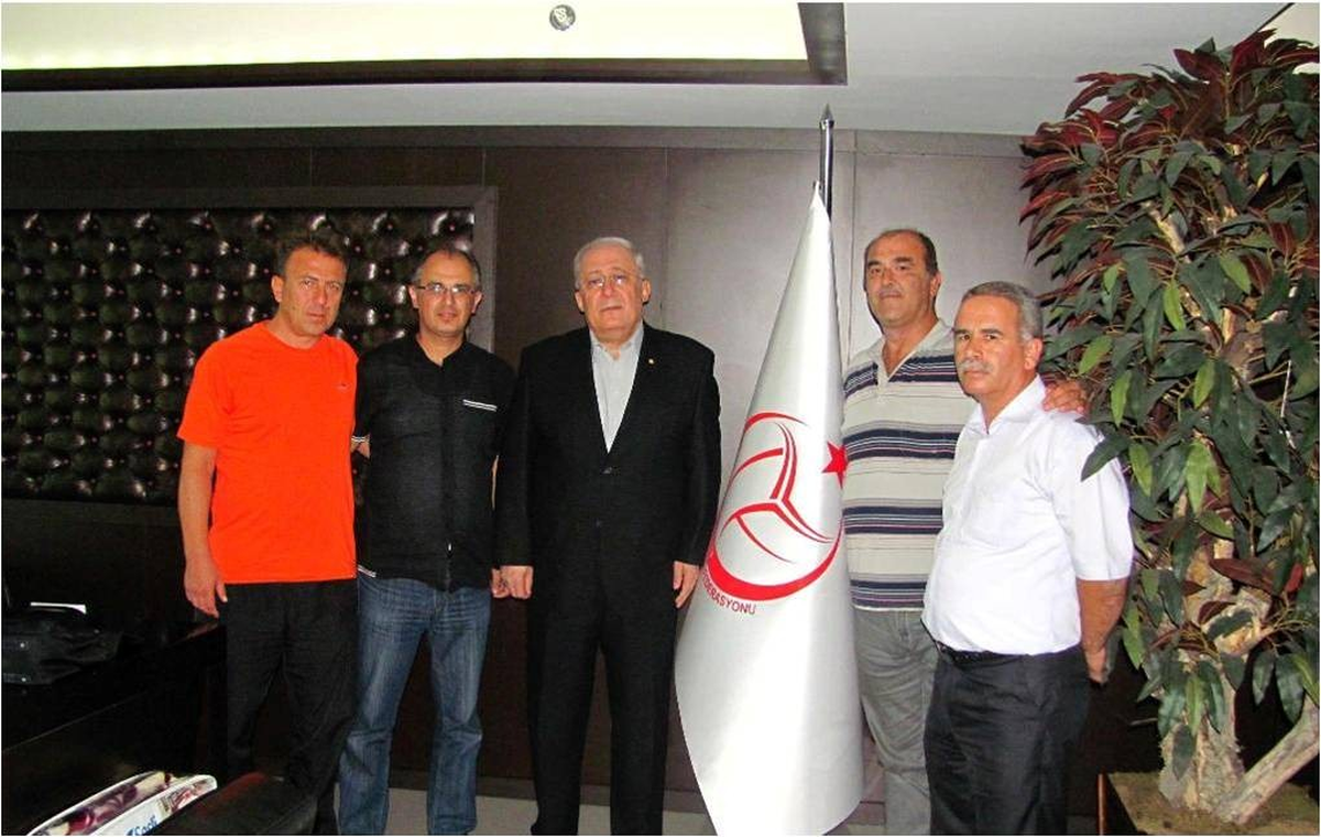 Bigadiçli Voleybolcular Kura Çekti
