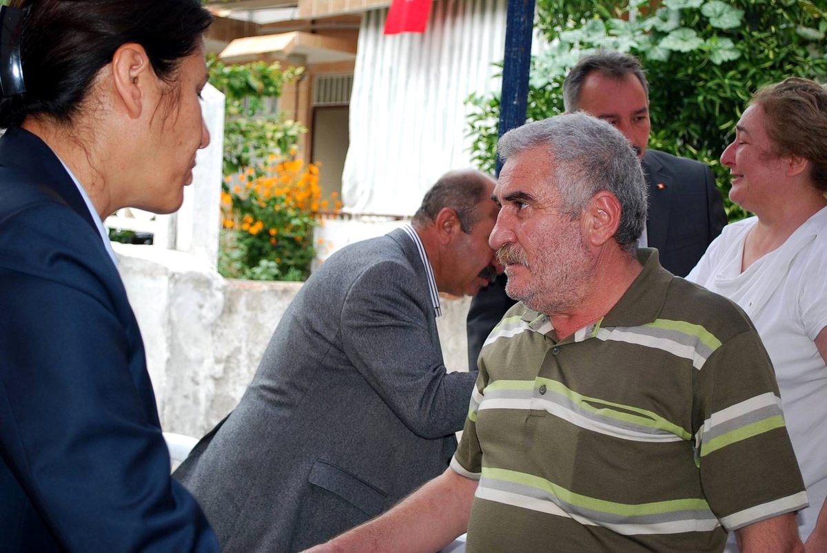 CHP Manisa Milletvekili Sakine Öz: "Gaziler İçin Maddi Manevi Seferber Olunmalı"