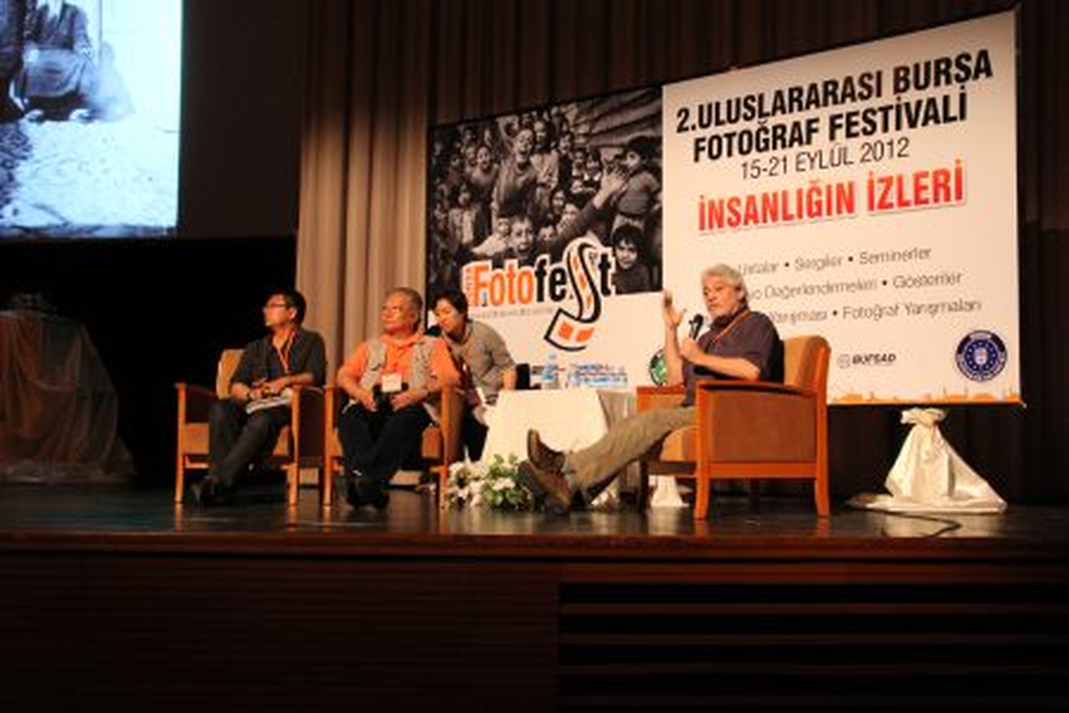 Çin Yakın Tarihi Fotofest\'te