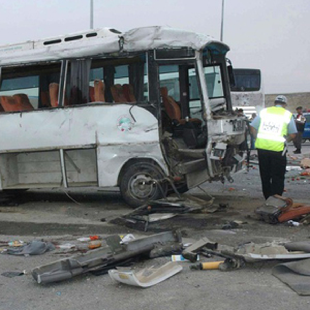 Denizli\'de Trafik Kazası: 3 Ölü 18 Yaralı