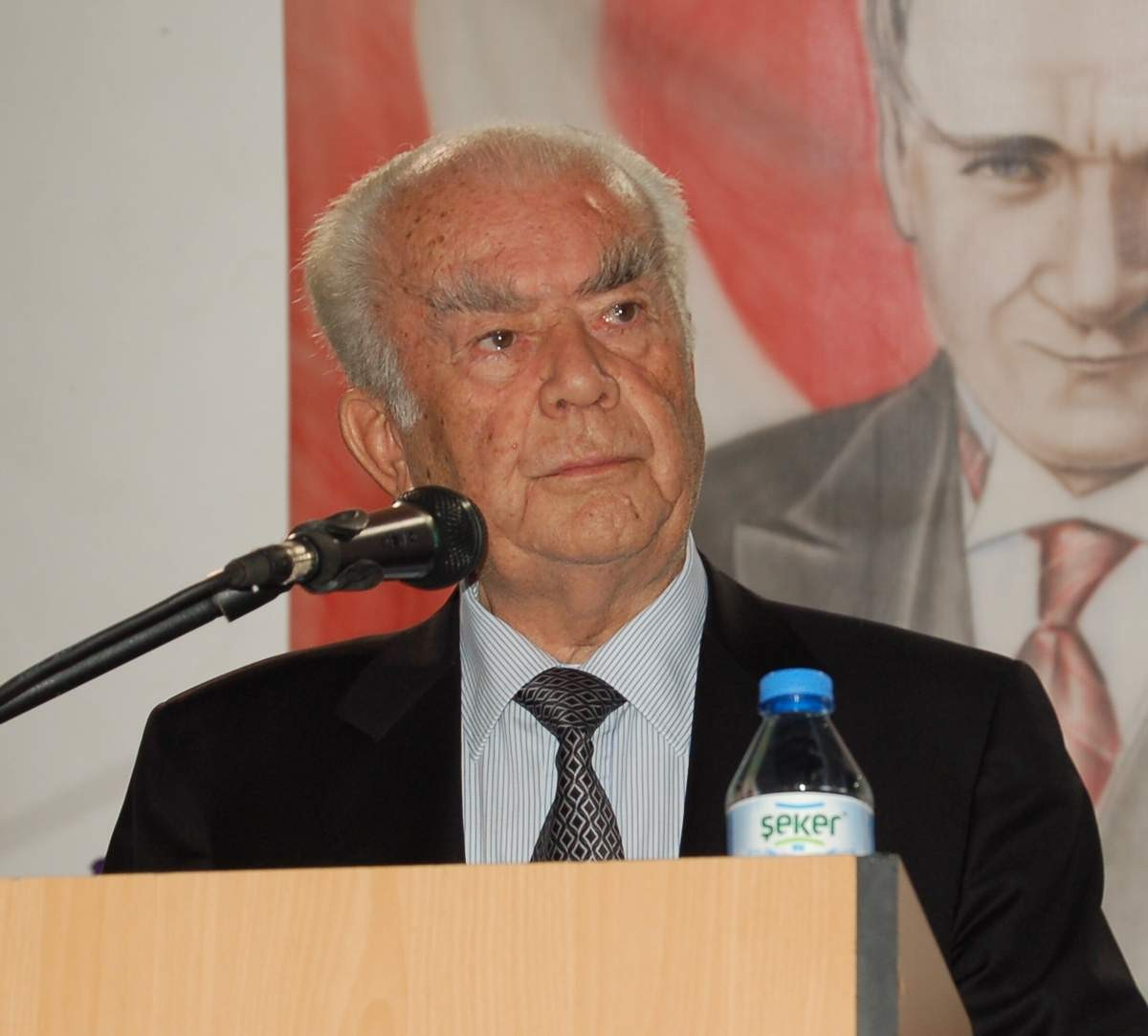 Dereceyle Okullarını Bitiren Öğrencilere Ödül