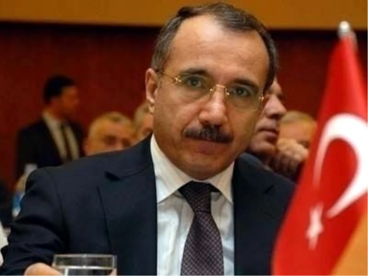 Eskişehir Bakan Ömer Dinçer\'i Protestoya 15 Gözaltı Bakan Ömer Dinçer\'i Protestoya 15 Gözaltı